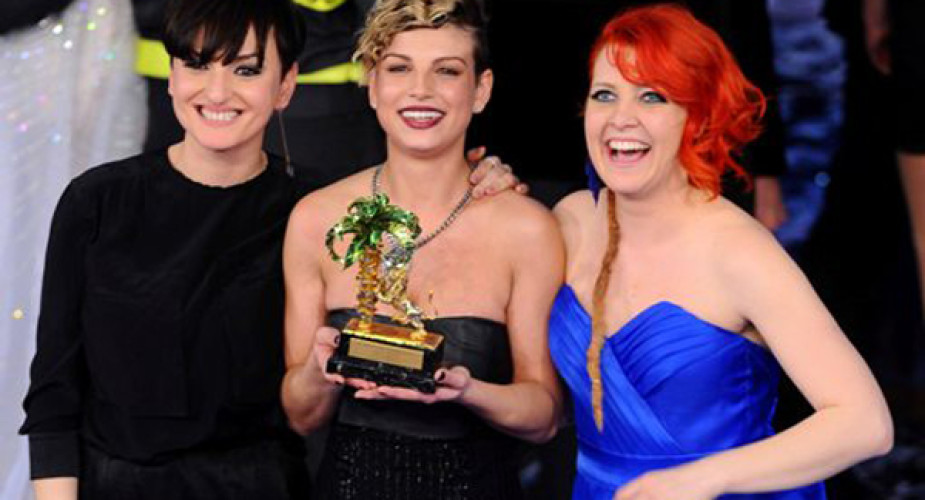 Sanremo 2012: trionfano le donne e vince la canzone impegnata di Emma