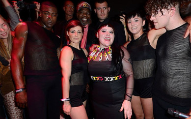 Beth Ditto ospite da Versace durante la Fashion Week milanese