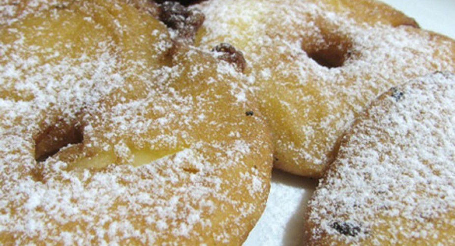 Frittelle di mele (Kcal 350 ca per 100 gr)