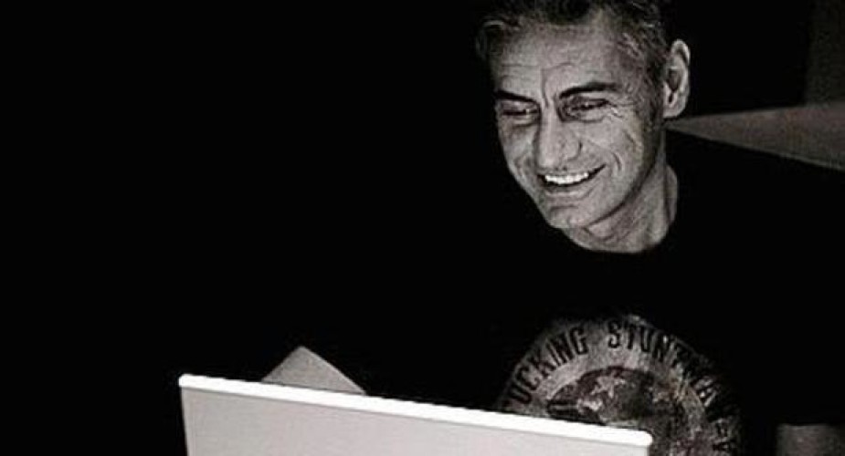 Quando la musica parla di disturbi alimentari: “Quella che non sei” Luciano Ligabue