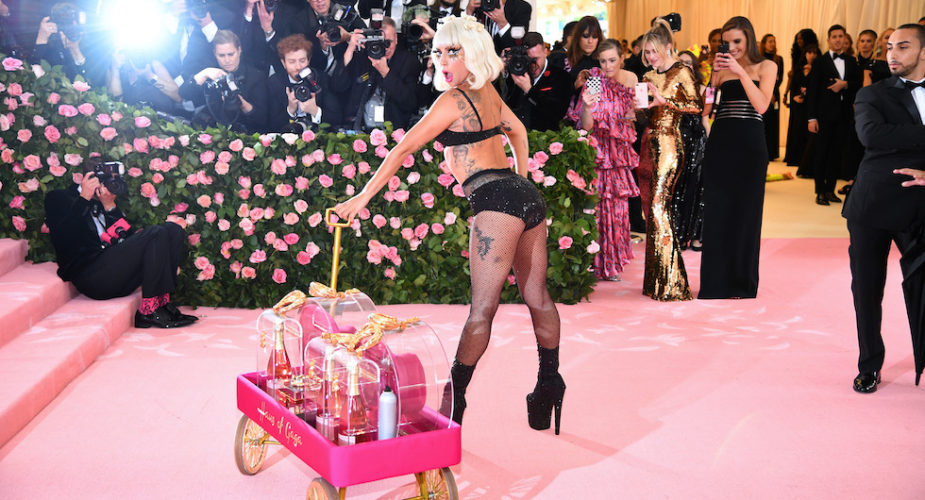 Met Gala: tutti i look più strambi dell’edizione 2019