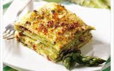 Lasagna allo zafferano con asparagi