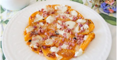 Zucca con mozzarella e speck