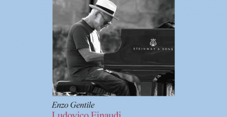 Enzo Gentile: “Così ho raccontato l’enigma Einaudi, l’uomo dietro la musica che emoziona il mondo”